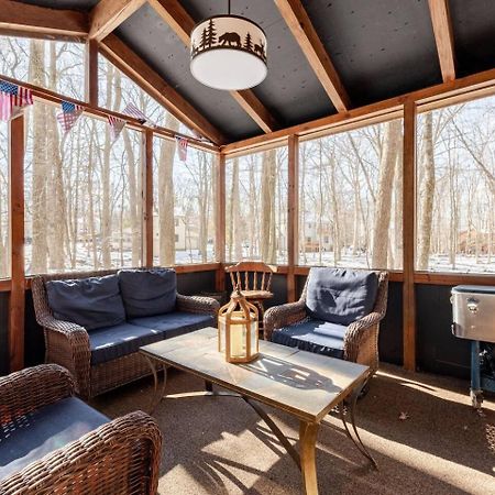 Cozy Cabin At Poconos With Hot Tub And Fire Pit Ийст Страудсбърг Екстериор снимка