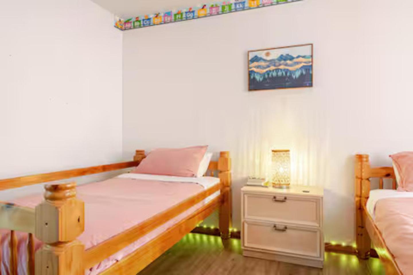 Cozy Cabin At Poconos With Hot Tub And Fire Pit Ийст Страудсбърг Екстериор снимка