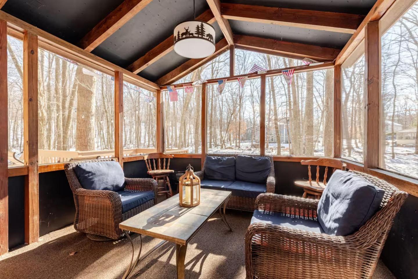 Cozy Cabin At Poconos With Hot Tub And Fire Pit Ийст Страудсбърг Екстериор снимка